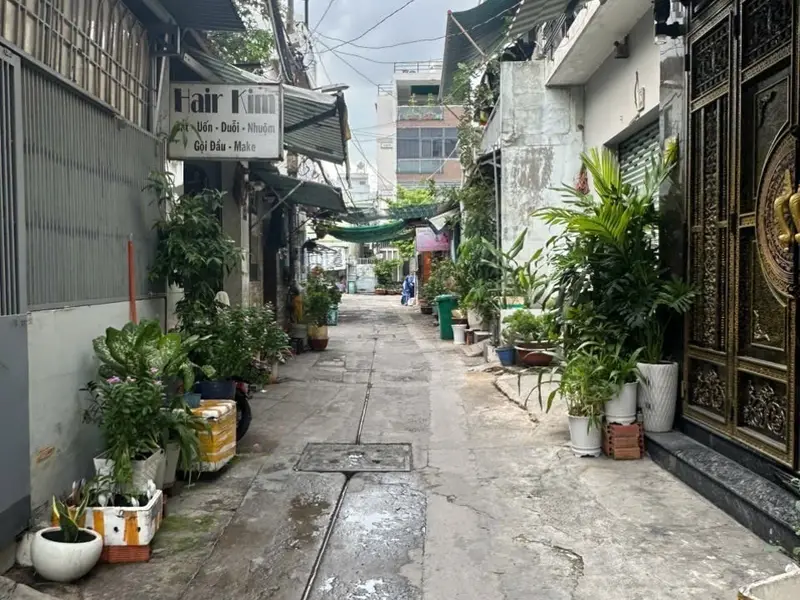 🏡 NHÀ MỚI ĐẸP – KỀ TÂN PHÚ - FULL NỘI THẤT – HẺM XE HƠI – 2 MẶT TIỀN TRƯỚC SAU – CHỈ 4,95 TỶ -... Bán nhà riêng tại Bình Trị Đông, Hồ Chí Minh 01