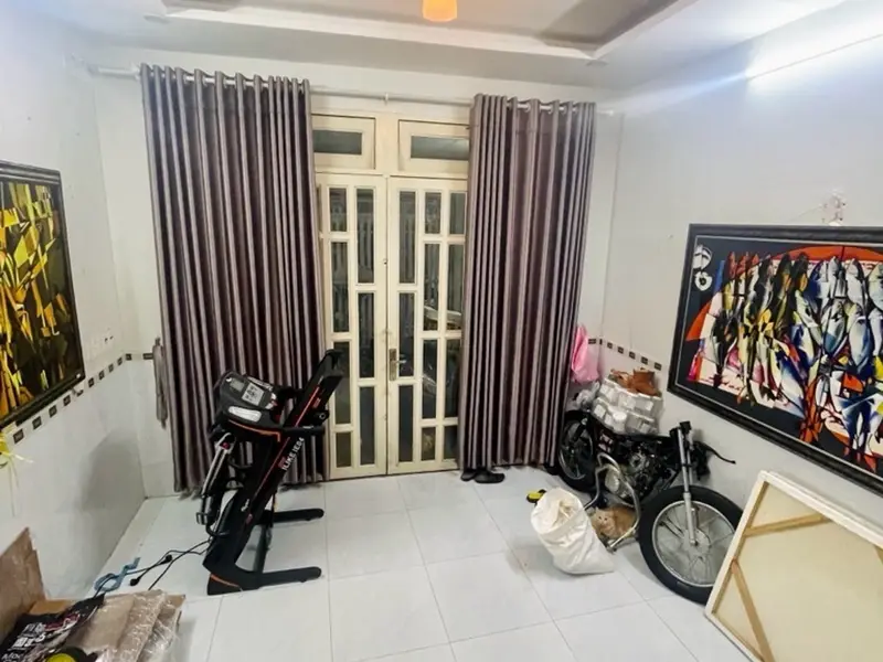 Nhà hẻm ô tô ngay chợ Nguyễn Sỹ Sách, 2 tầng, 3 phòng ngủ tiện nghi... Bán nhà riêng tại Tân Sơn, Hồ Chí Minh 01
