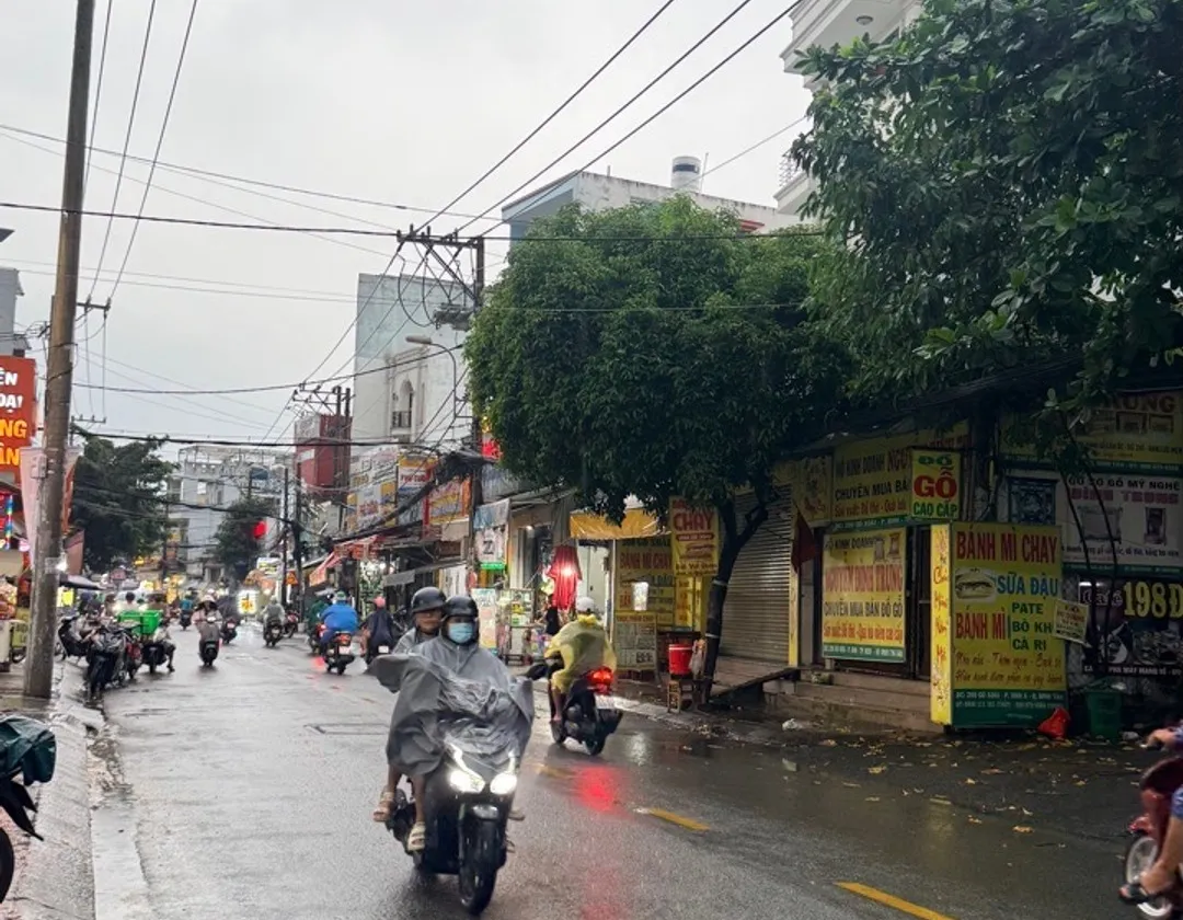 Bán nhà riêng 2 tầng tại chợ Gò Xoài, diện tích 68m² giá 6,8 tỷ... Bán nhà riêng tại Bình Hưng Hòa, Hồ Chí Minh 01