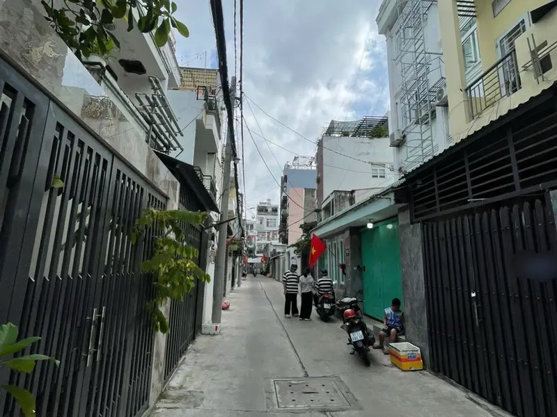🏡 BÁN NHÀ 4 TẦNG ĐƯỜNG SỐ 17, QUẬN 7 – HẺM XE HƠI 5M – SHR – KHÔNG QUY HOẠCH... Bán nhà riêng tại Tân Thuận, Hồ Chí Minh 01