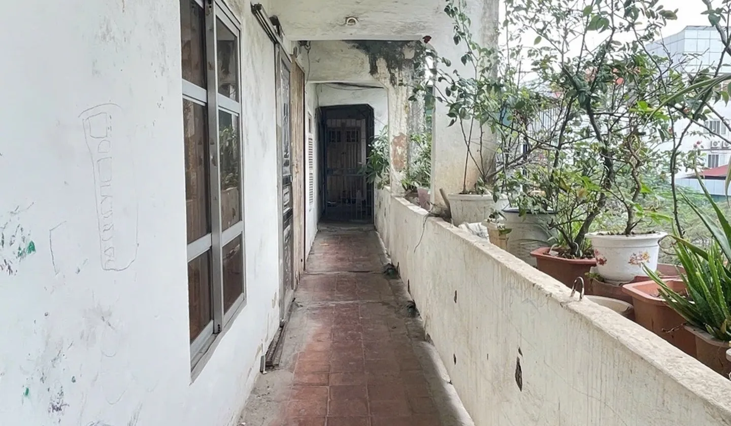 Bán căn hộ chung cư 2 phòng ngủ tại phường Thái Thịnh, diện tích 38.8m2, mặt phố trung tâm... Bán căn hộ chung cư tại Đống Đa, Hà Nội 01