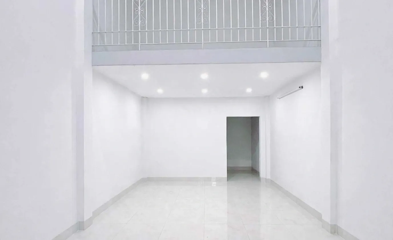 MUA ĐẤT TẶNG NHÀ - 2 TẦNG - 60M² - CHỈ 5 TỶ HƠN - SỔ ĐẸP... Bán nhà riêng tại Khánh Hội, Hồ Chí Minh 01