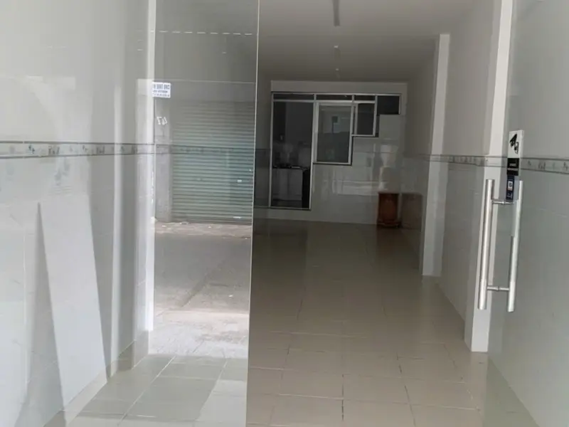 Bán nhà mặt phố 2 tầng khu vực Tân Bình giá 11 tỷ... Bán nhà mặt phố tại Tân Hòa, Hồ Chí Minh 01