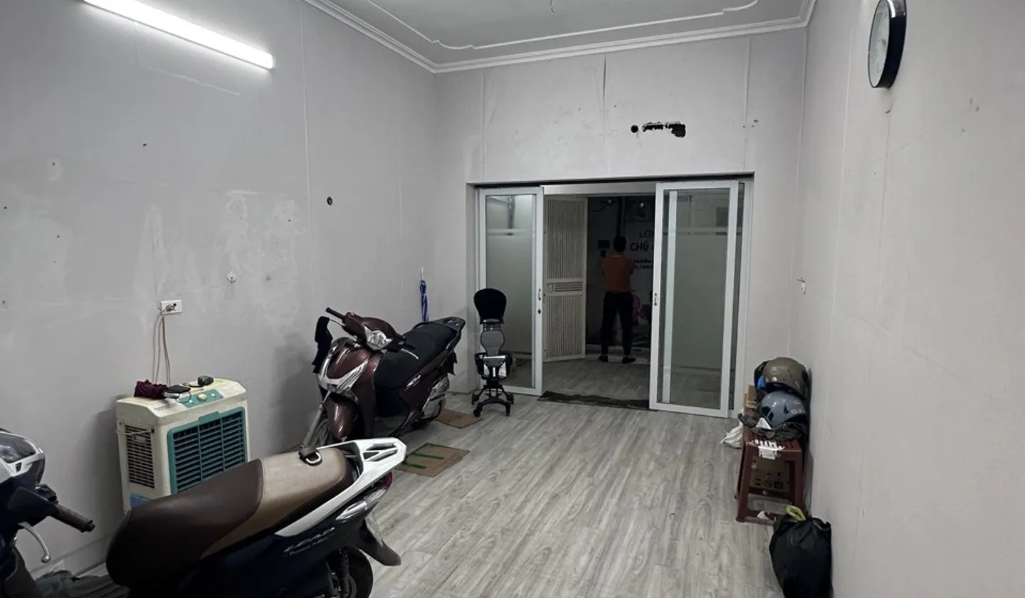 Bán nhà Phố Vũ Trọng Phụng 55m x 3 tầng 3 bước ra ô tô giá 13,9 tỷ... Bán nhà riêng tại Thanh Xuân, Hà Nội 01