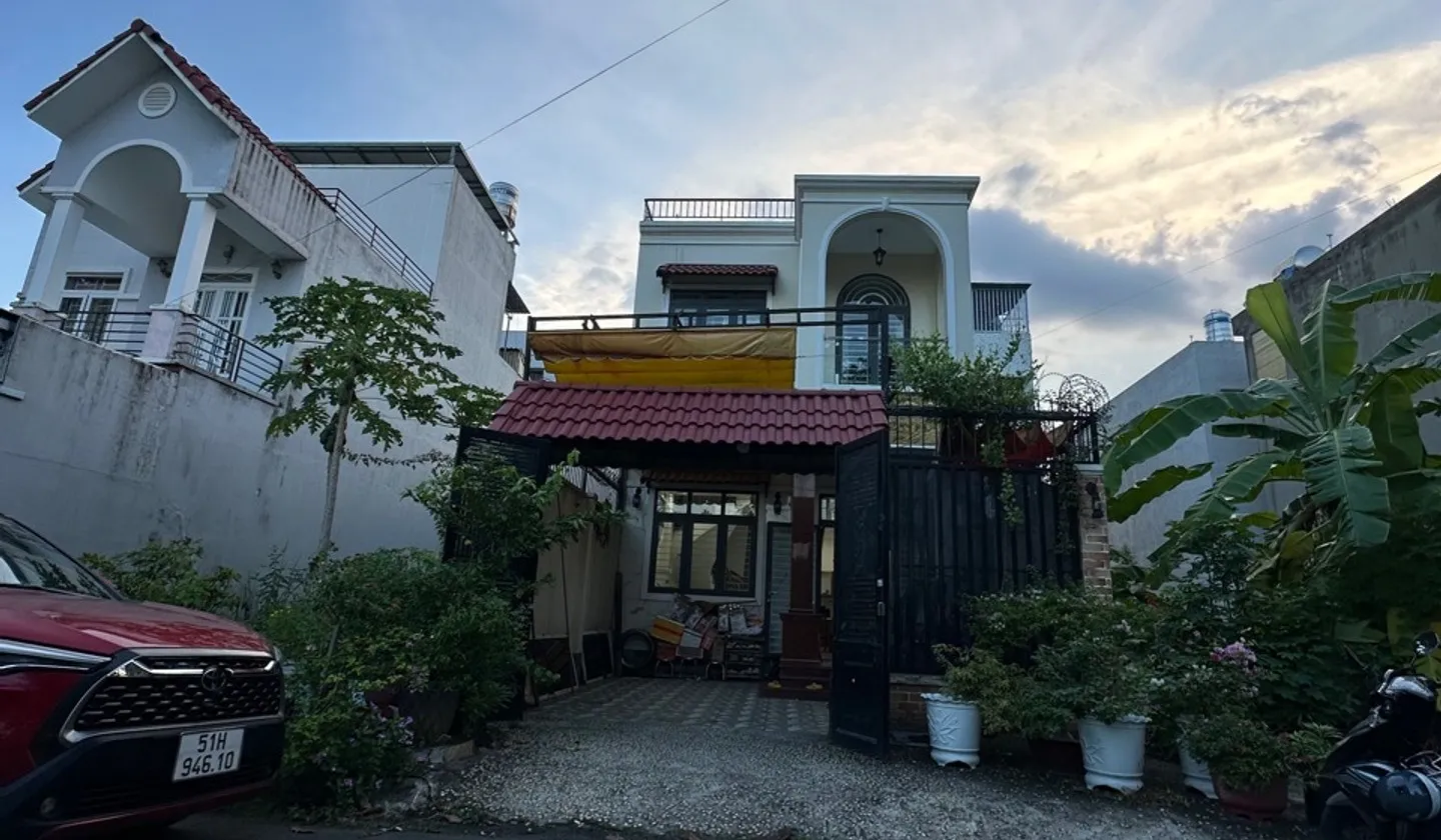 Bán nhà mặt phố khu Tái Định Cư Long Sơn, TP Thủ Đức giá hợp lý... Bán nhà mặt phố tại Long Bình, Hồ Chí Minh 01