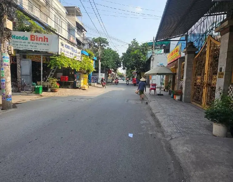 Cơ Hội Vàng Cho Nhà Đầu Tư: Đất Mặt Tiền Kinh Doanh Khu Sầm Uất... Bán owner_side tại Bình Tân, Hồ Chí Minh 01
