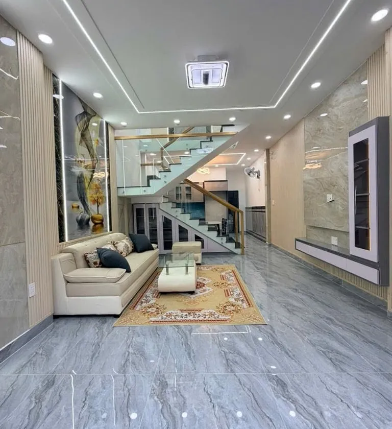 BÁN NHÀ MỚI Ở NGAY ĐỦ NỘI THẤT CAO CẤP- 1 sẹ NGĂN LÊ VĂN KHƯƠNG 92m2 DT SỬ DỤNG MÀ CHỈ 4,45Đ HIẾM... Bán nhà riêng tại Tân Thới Hiệp, Hồ Chí Minh 01