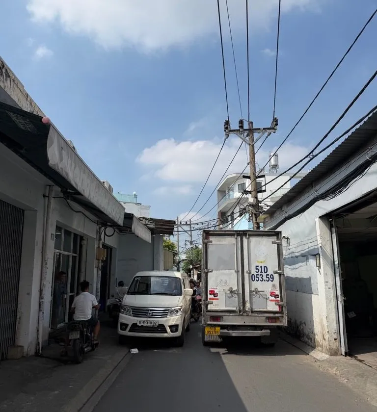 Nhà 2 tầng mặt tiền 4m, khu dân cư đông đúc Tân Phú giá 5 tỷ... Bán nhà riêng tại Phú Thạnh, Hồ Chí Minh 01