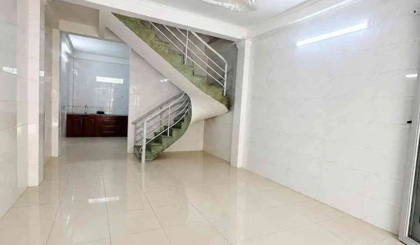 Nhà hướng Tây, 2p ra Tân Kỳ Tân Quý, giảm mạnh chỉ còn 5t nhỉn nhẹ... Bán nhà riêng tại Bình Hưng Hòa, Hồ Chí Minh 01