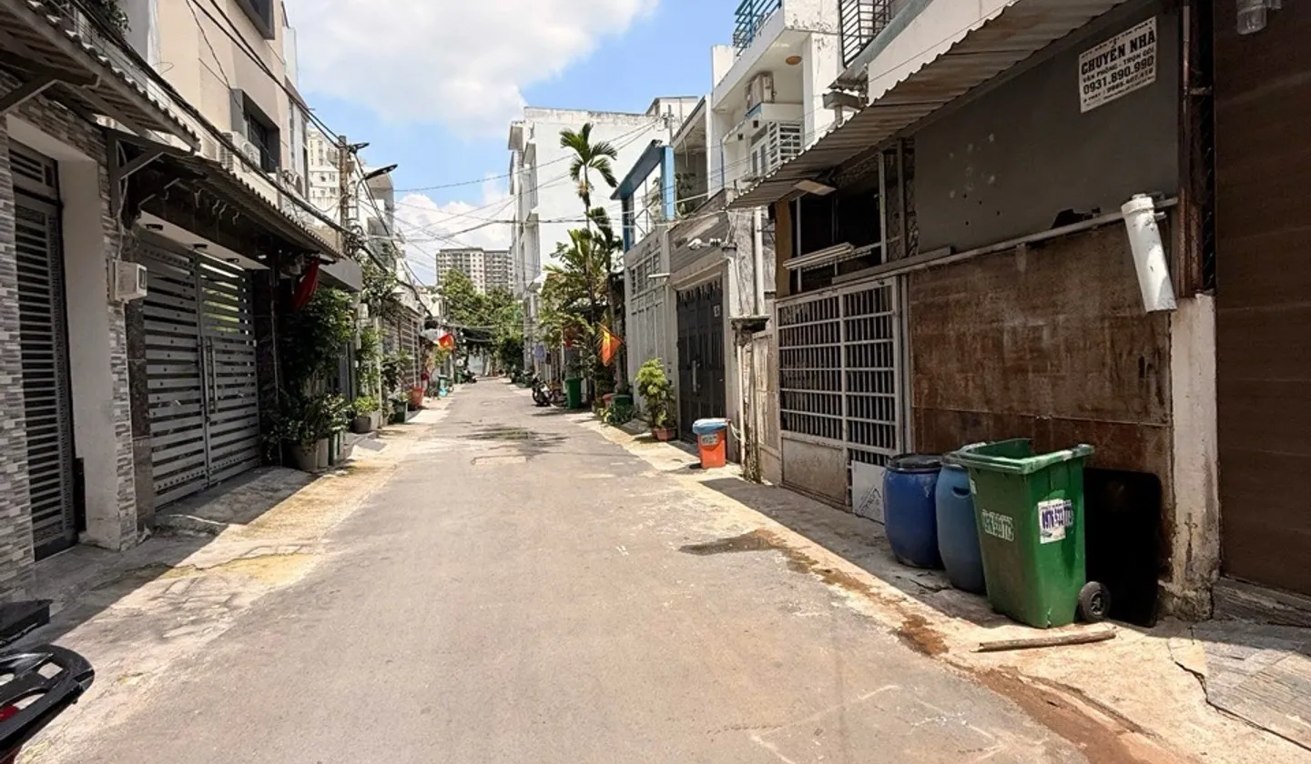 Bán nhà riêng quận 7, diện tích 56,5m2, hẻm 6m, sổ hồng chính chủ... Bán nhà riêng tại Tân Thuận, Hồ Chí Minh 01