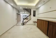 Bán nhà Dương Quảng Hàm, Cầu Giấy, 52.8m2, 5 tầng, 5PN, nội thất toàn gỗ hương đỏ, giá 13.4 tỷ... Bán nhà riêng tại Cầu Giấy, Hà Nội 03