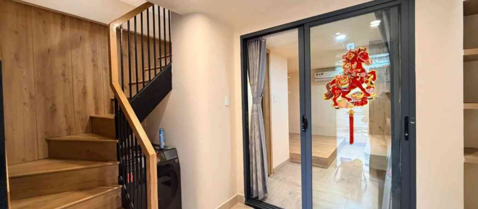 Nhà mặt phố 25m2, 2 tầng, giá 5.43 tỷ, vị trí kinh doanh tốt... Bán nhà mặt phố tại Tân Sơn, Hồ Chí Minh 01