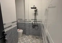 Nhà mới 3 tầng Ba Đình có sân rộng, 4 phòng ngủ tiện nghi... Bán nhà riêng tại Chánh Hưng, Hồ Chí Minh 12