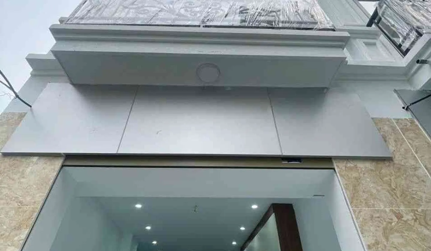 Bán nhà riêng 5 tầng diện tích 32m2 tại Vĩnh Khang, Hà Nội... Bán nhà riêng tại Ngọc Hồi, Hà Nội 01