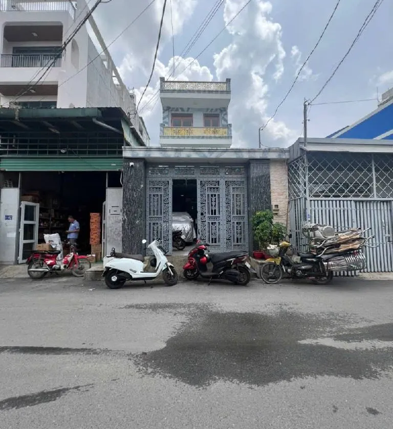 Cơ hội hiếm có sở hữu nhà 3 tầng rộng rãi tại Gò Vấp với giá cực tốt... Bán owner_side tại An Hội Đông, Hồ Chí Minh 01
