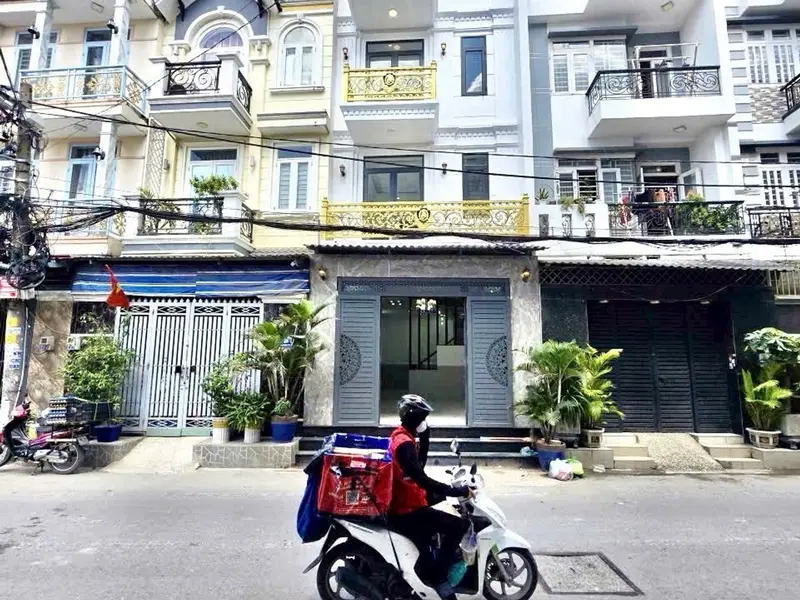 🏨 BÌNH TÂN - NGAY LÊ ĐÌNH CẨN - TỈNH LỘ 10 - SÁT KHU TÊN LỬA - 💲 7 T 4 💲... Bán nhà riêng tại Tân Tạo, Hồ Chí Minh 01