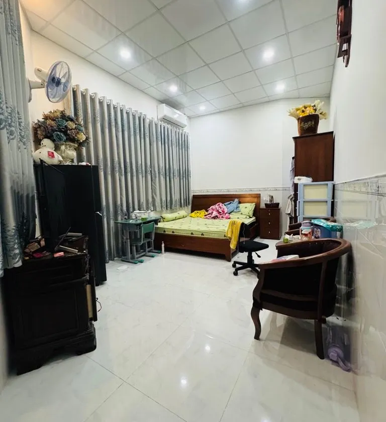Bán nhà riêng 2 tầng hẻm ô tô xã Tân Hòa Đông quận 6, diện tích 83.4m², pháp lý rõ ràng... Bán nhà riêng tại Phú Lâm, Hồ Chí Minh 01