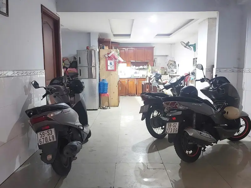 Bán nhà riêng lô góc 2 mặt tiền tại Bình Thạnh, diện tích 168.4 m2, pháp lý rõ ràng... Bán nhà riêng tại Bình Lợi Trung, Hồ Chí Minh 01