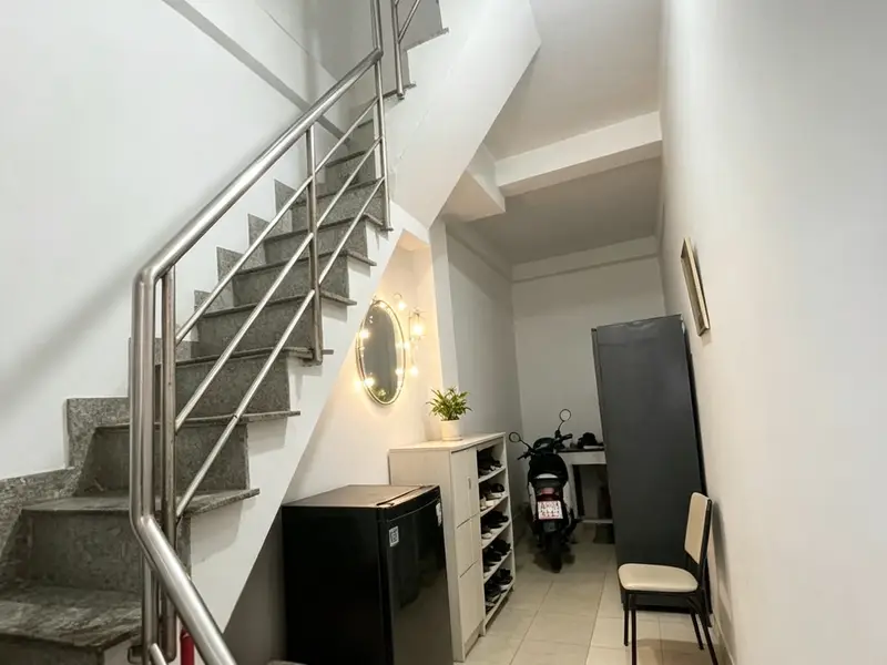 Gần Hồ bơi Vân Đồn - 4 Tầng - 4Pn - Nhỉnh 3 tỷ - Nở hậu... Bán nhà riêng tại Khánh Hội, Hồ Chí Minh 01