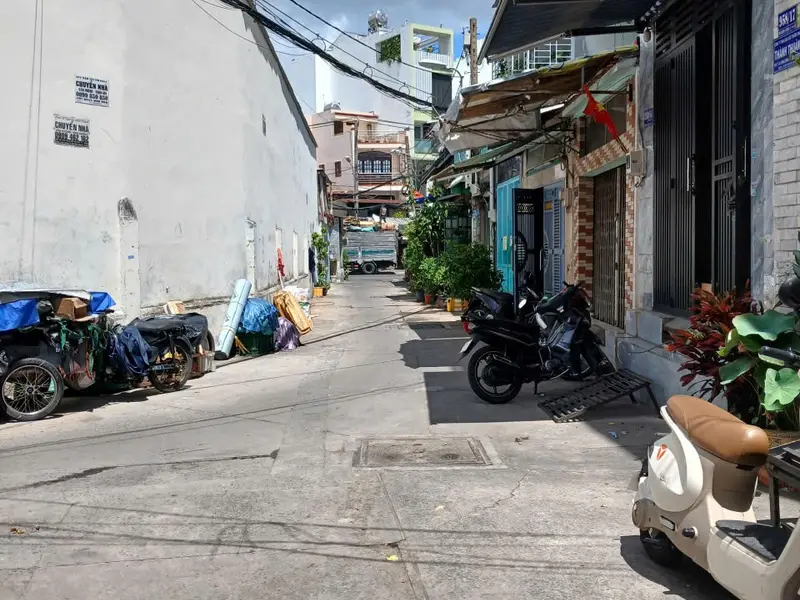 HỒNG BÀNG - Q6 - NGUYỄN VĂN LUÔNG - HẺM XE HƠI THÔNG THOÁNG - 4X9 - NHÀ 3TẦG - 3PN BTCT - 4TỶ9... Bán nhà riêng tại Phú Lâm, Hồ Chí Minh 01
