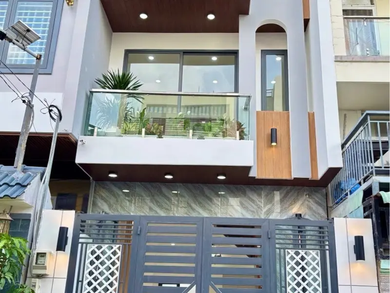 Cơ hội sở hữu nhà Trường Lưu 4 phòng ngủ giá tốt chỉ 5,3 tỷ... Bán nhà riêng tại Long Trường, Hồ Chí Minh 01
