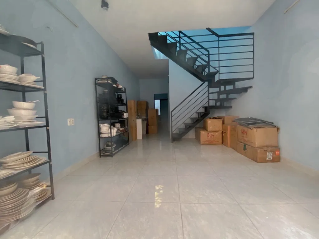 Bán nhà riêng 2 tầng diện tích 67,5m2 tại phường Tân Thới Nhất, Quận 12, giá 4,9 tỷ... Bán nhà riêng tại Đông Hưng Thuận, Hồ Chí Minh 01