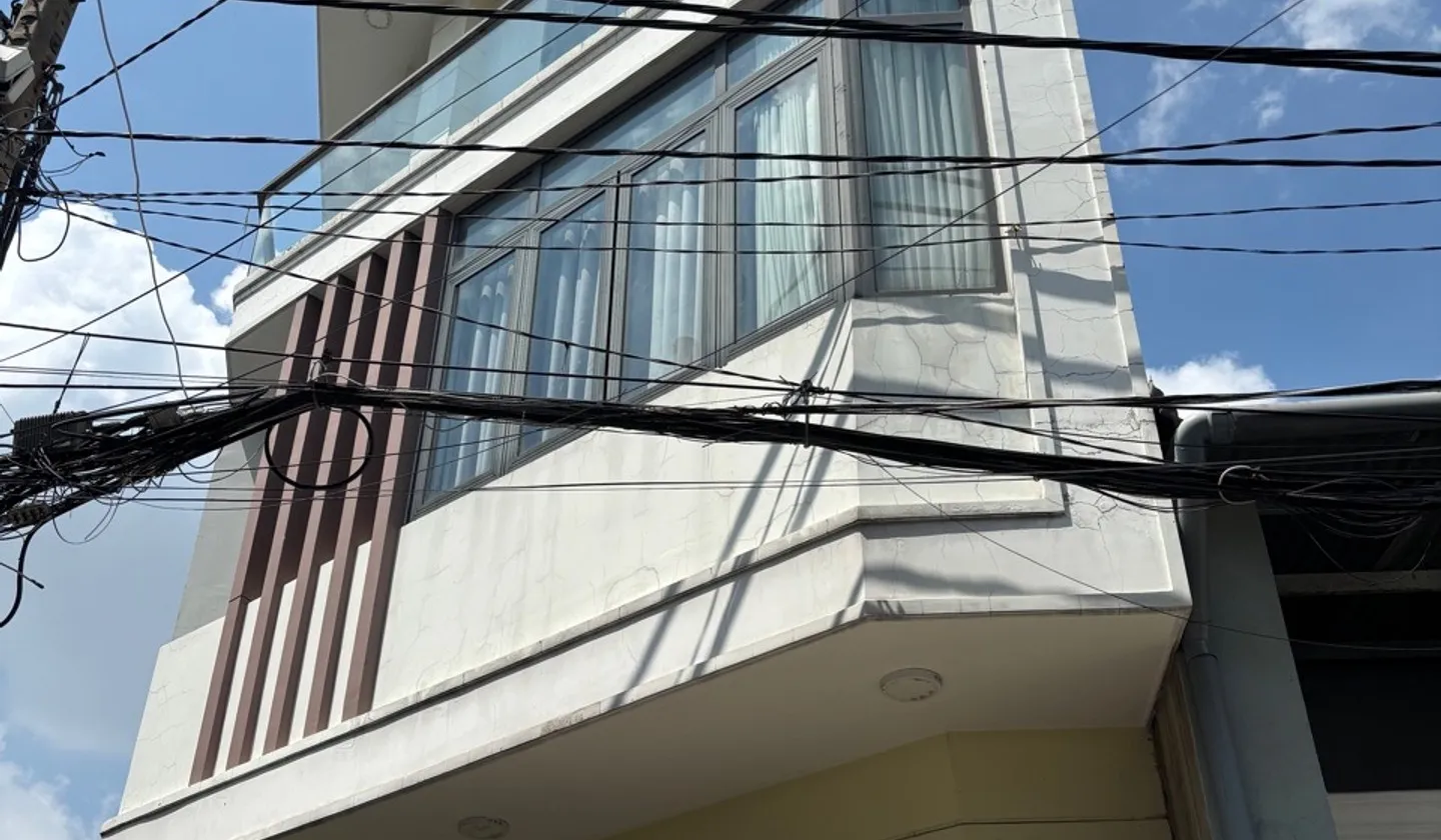 Nhà lô góc 4 tầng gần Aeon Tân Phú, hẻm xe hơi tránh... Bán nhà riêng tại Bình Hưng Hòa, Hồ Chí Minh 01