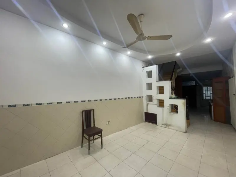 Bán nhà 4 tầng diện tích 70m2 khu Hoàng Văn Thụ, giá tốt... Bán nhà riêng tại Tân Sơn Hòa, Hồ Chí Minh 01