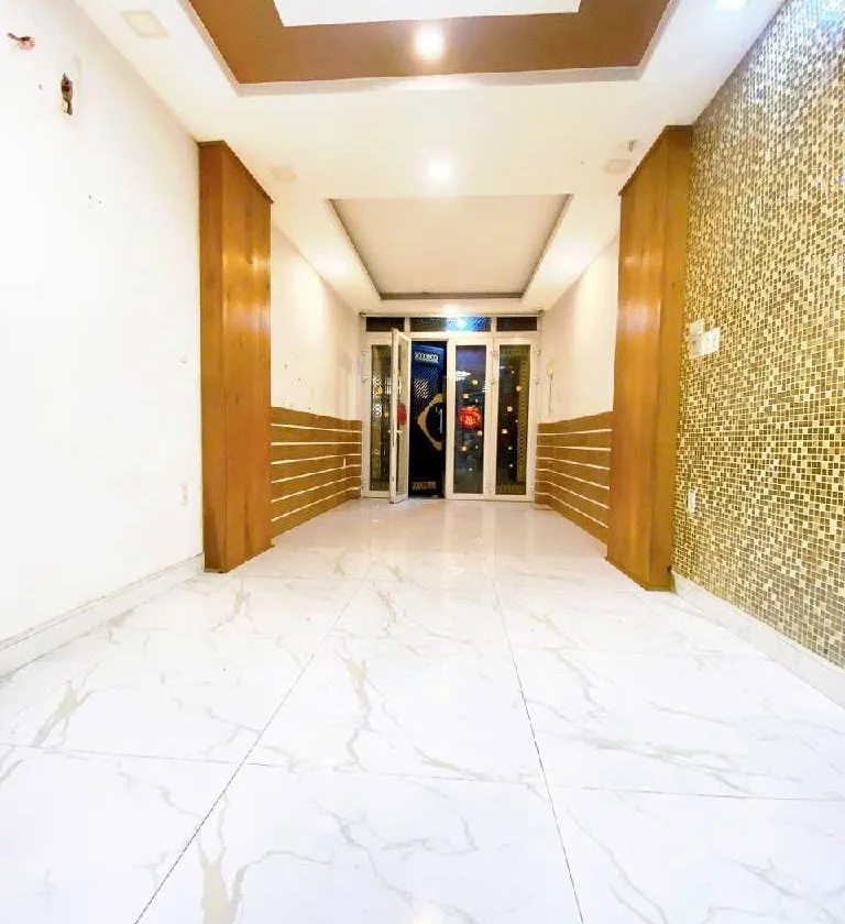Nhà 5 tầng ngay trung tâm Quận 10, giá siêu hấp dẫn!... Bán nhà riêng tại Hòa Hưng, Hồ Chí Minh 01