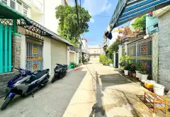 SIÊU PHẨM MỚI HOÀN THIỆN - HẺM XE 🚗 HUỲNH TẤN PHÁT - THỊ TRẤN NHÀ BÈ.DTSD 90M2_ 2 PN LỚN.
CHỈ 4.99... Bán nhà riêng tại Nhà Bè, Hồ Chí Minh 02