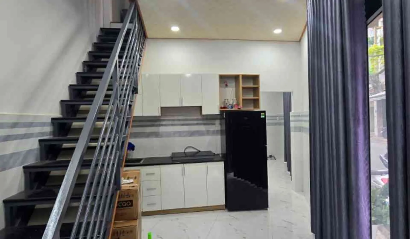 Nhà mặt phố Tân Bình, 3 phòng ngủ, 3 tầng, giá 5.6 tỷ... Bán nhà mặt phố tại Bảy Hiền, Hồ Chí Minh 01