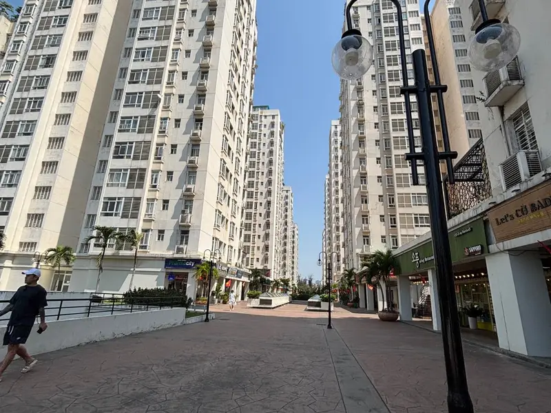 Bán chung cư Sky 3, Phú Mỹ Hưng Quận 7 - 2pn 2wc sổ riêng thang máy... Bán căn hộ chung cư tại Tân Hưng, Hồ Chí Minh 01