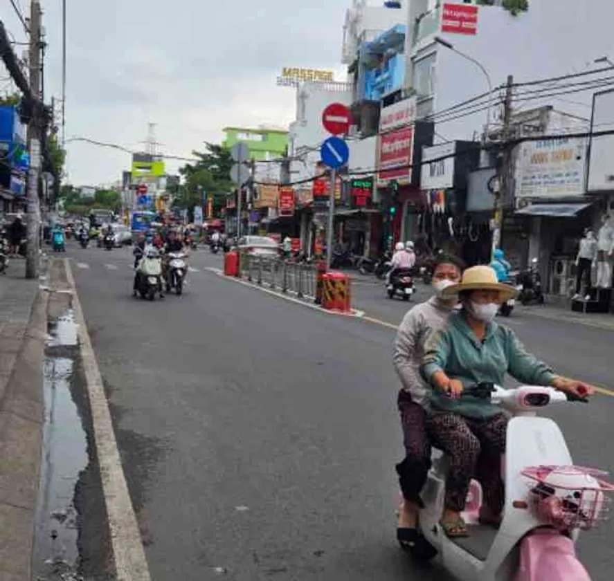 Bán nhà mặt phố lô góc 5 tầng tại Phường Bình Phú, Hậu Giang, mặt tiền 8.5m, kinh doanh sầm uất... Bán nhà mặt phố tại Bình Phú, Hồ Chí Minh 01