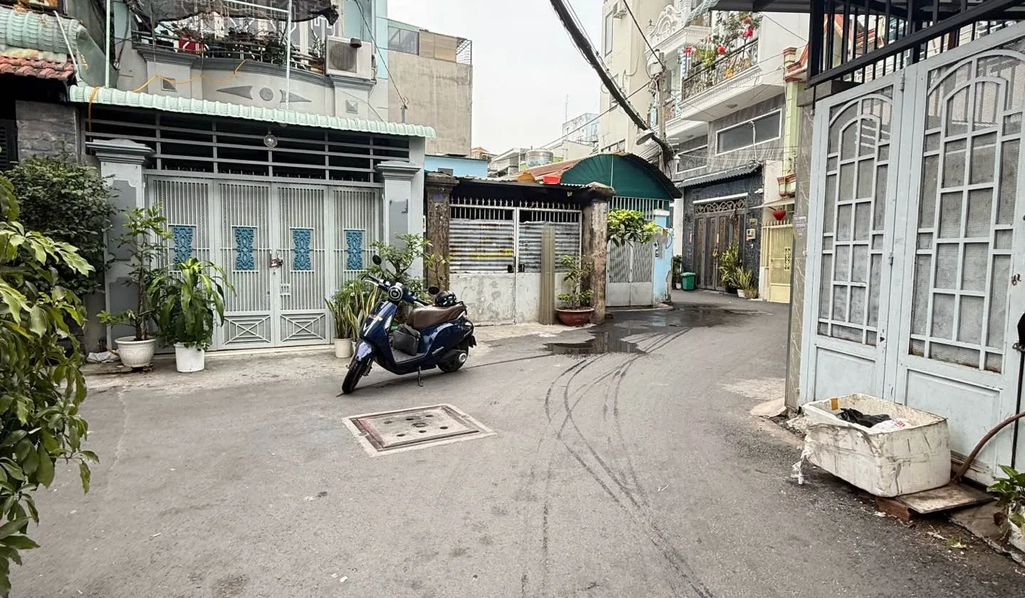 NHÀ HẺM THÔNG NGAY Emart Phan Huy Ích Gò Vấp ~sd 50m2 - 2PN 2WC chỉ 4tỷ... Bán nhà riêng tại An Hội Tây, Hồ Chí Minh 01