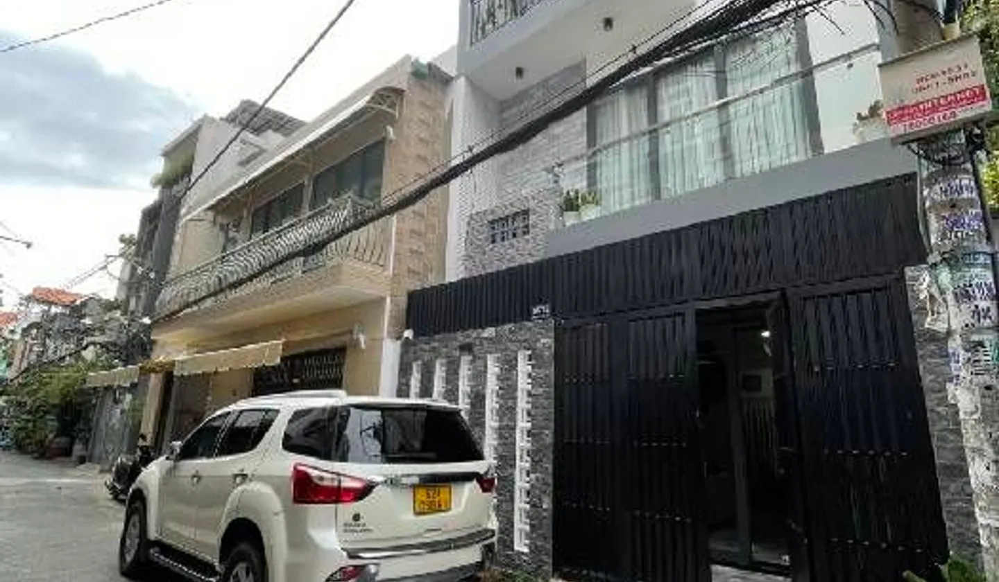 Nhà đẹp Trường Chinh giá hấp dẫn giảm 1 tỷ... Bán nhà riêng tại Bảy Hiền, Hồ Chí Minh 01