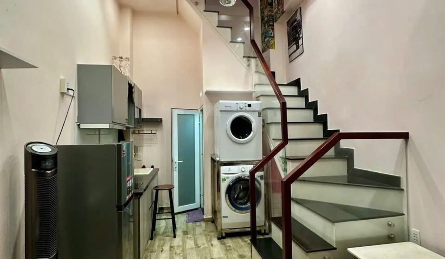 🏠 Vị trí: Nhà nằm trong hẻm Trần Quang Khải, 5m ra mặt phố Trần Nguyên Đán. vị trí trung tâm, dân... Bán nhà riêng tại Tân Định, Hồ Chí Minh 01