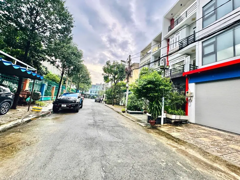 Bán nhà mặt phố tại Tân Tạo, Bình Tân, diện tích 200m², mặt tiền 10m... Bán nhà mặt phố tại Tân Tạo, Hồ Chí Minh 01