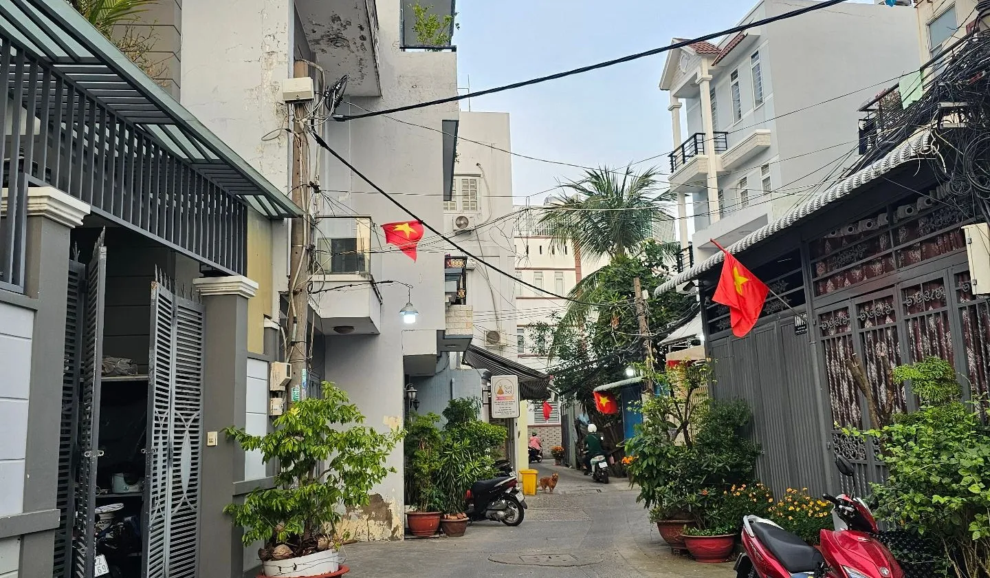 Bán nhà riêng 2 tầng mặt tiền 5m tại phường Nguyễn Văn Quỳ, pháp lý rõ ràng... Bán nhà riêng tại Phú Thuận, Hồ Chí Minh 01