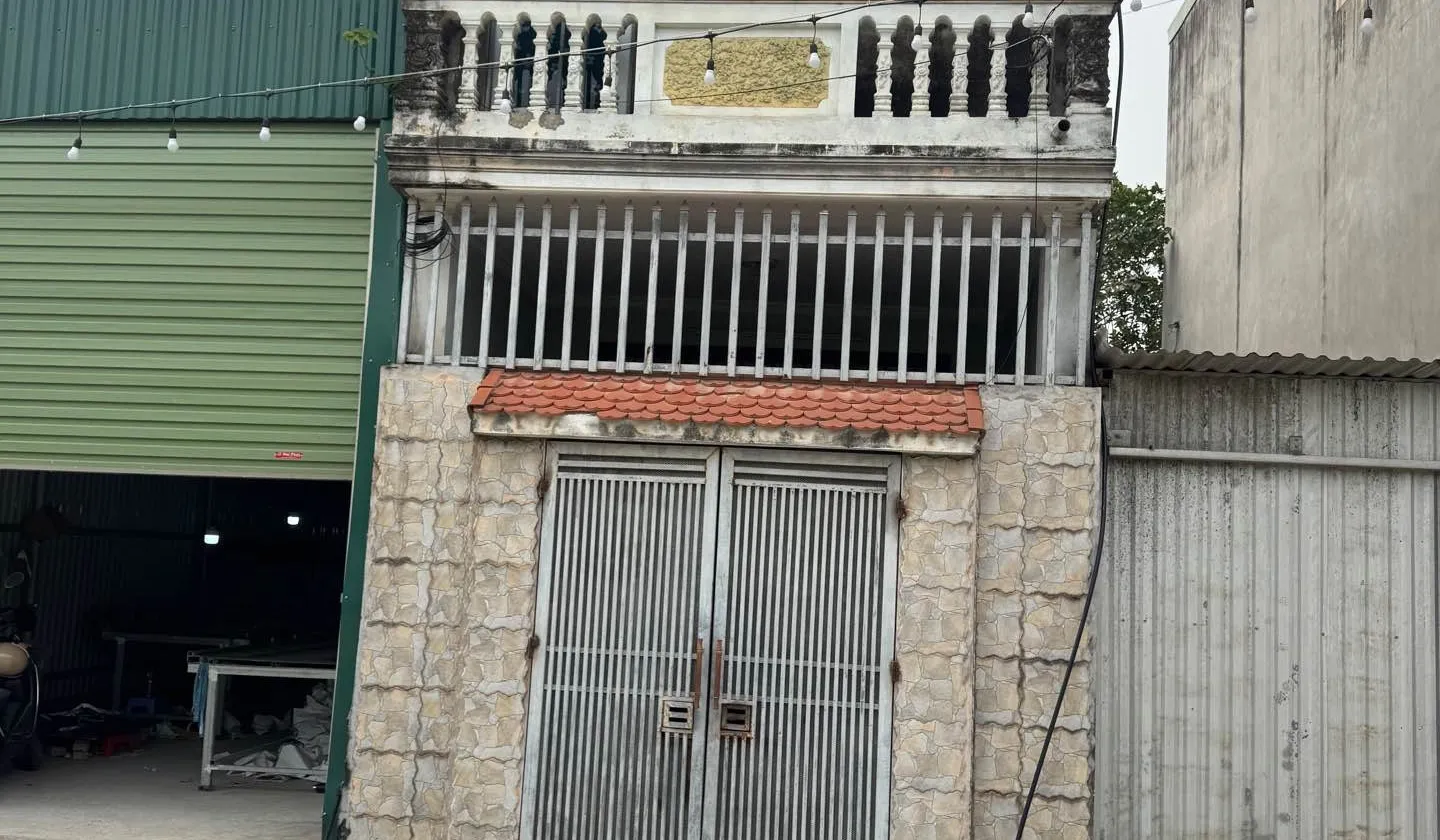 Cơ hội vàng sở hữu nhà mặt phố vị trí đắc địa, giá chỉ 6,4 tỷ... Bán nhà mặt phố tại Nam Phù, Hà Nội 01
