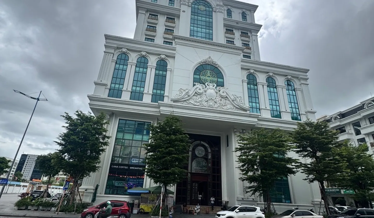 Cơ hội sở hữu khách sạn 13 tầng đắc địa tại trung tâm phường Hạ Long... Bán bất động sản khác tại Hạ Long, Quảng Ninh 01