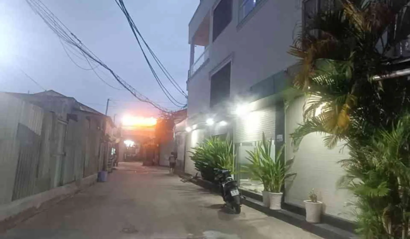 BÁN NHÀ SONG HÀNH ĐÔNG HƯNG THUẬN Q12 – 100M² – 4 TẦNG BTCT – 4PN – 4WC – SÂN THƯỢNG – 7.5 TỶ... Bán nhà mặt phố tại Đông Hưng Thuận, Hồ Chí Minh 01