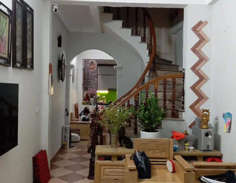 💥Bán nhà Văn Cao Ba Đình 49m2 4T, xe con đỗ cửa, cách Hồ Tây 300m, ở ngay, giá 15.8 tỷ... Bán owner_side tại Ngọc Hà, Hà Nội 01