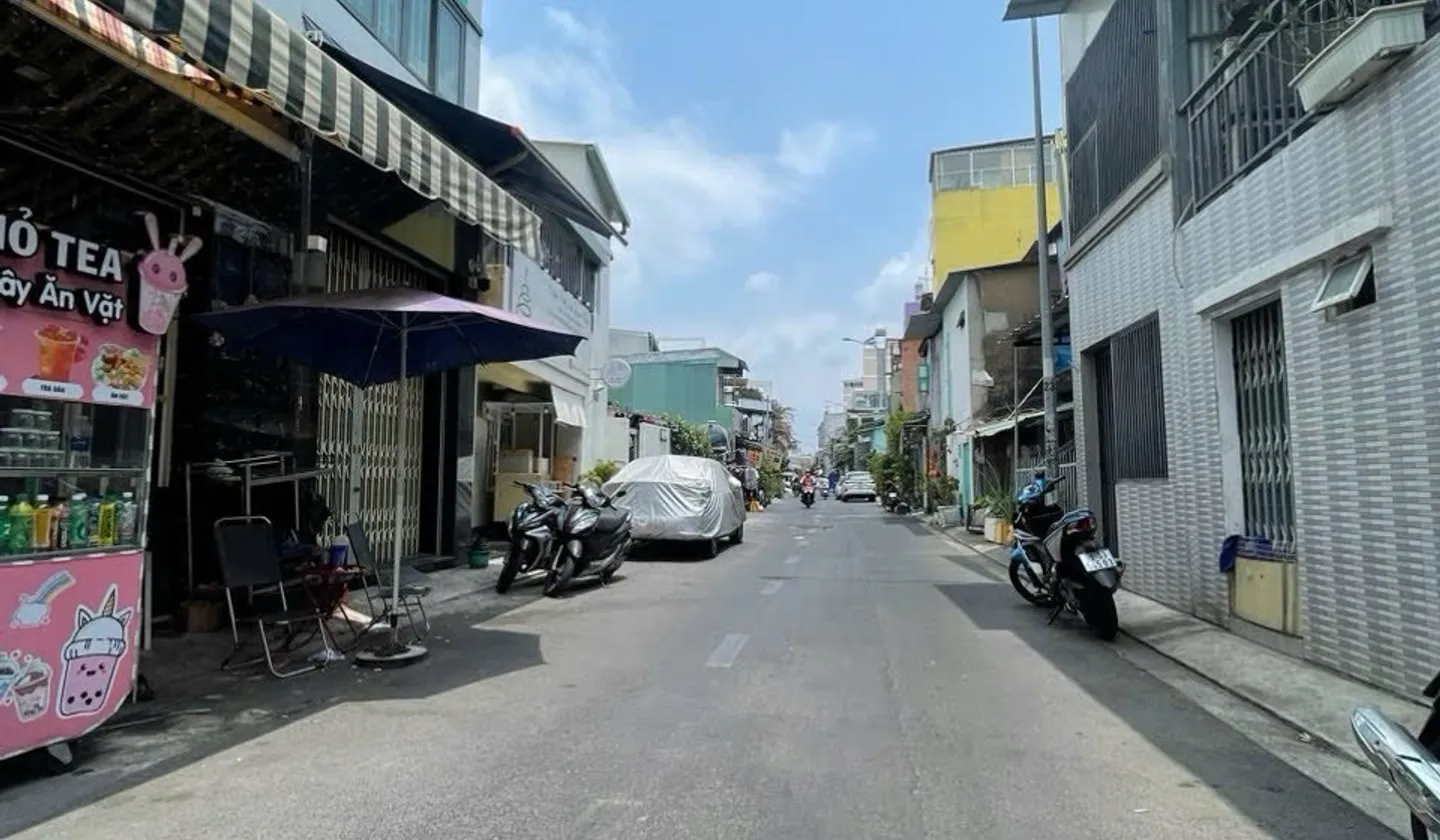 🚘🚘HXH TRÁNH NHAU - DT 33M - 3 TẦNG - LÊ VĂN DUYỆT – F GIA ĐỊNH... Bán nhà riêng tại Gia Định, Hồ Chí Minh 01