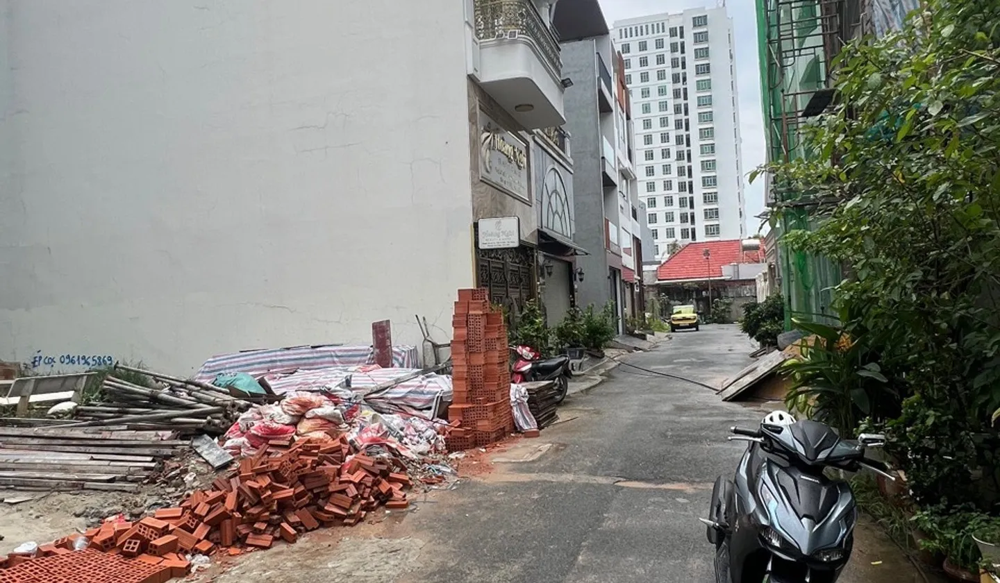 BIỆT THỰ KIỀU ĐÀM – Q7.
4PN _ DTSD 153 m2.GẦN NGUYỄN THỊ THẬP _ LOTTE, HIMLAM. HƠN 9Đ... Bán nhà riêng tại Tân Hưng, Hồ Chí Minh 01