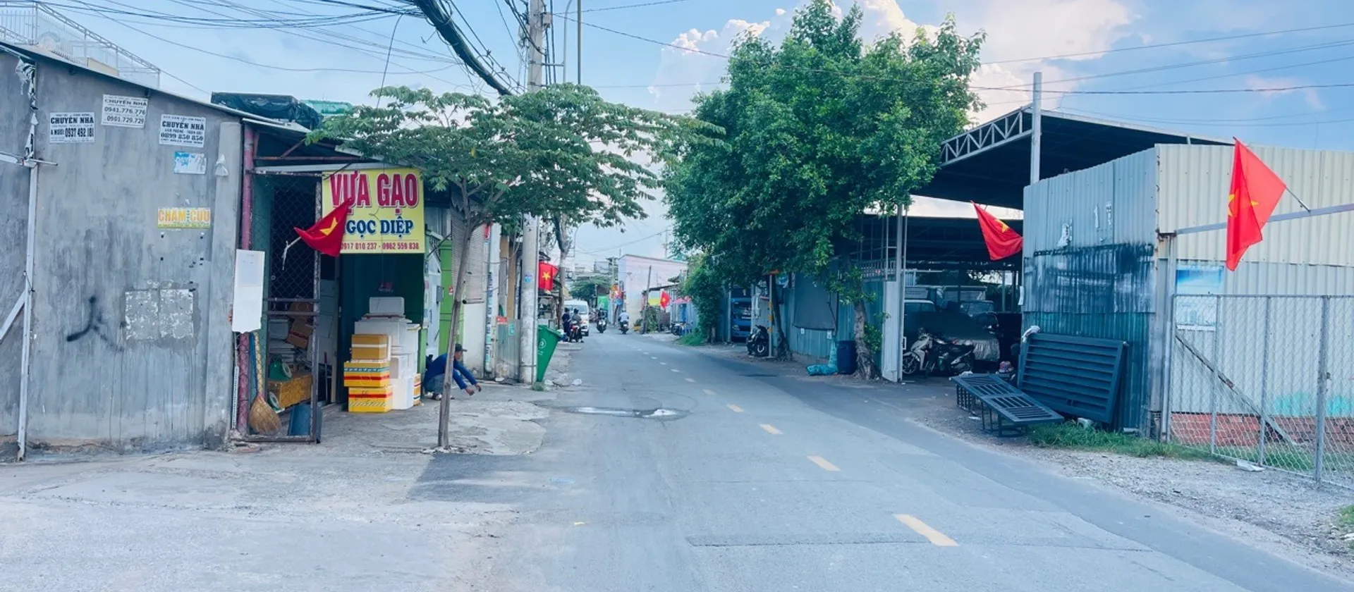 Nhà mặt phố 4 tầng cực đẹp ở Thủ Đức, giá sốc giảm 700 triệu... Bán nhà mặt phố tại Thủ Đức, Hồ Chí Minh 01