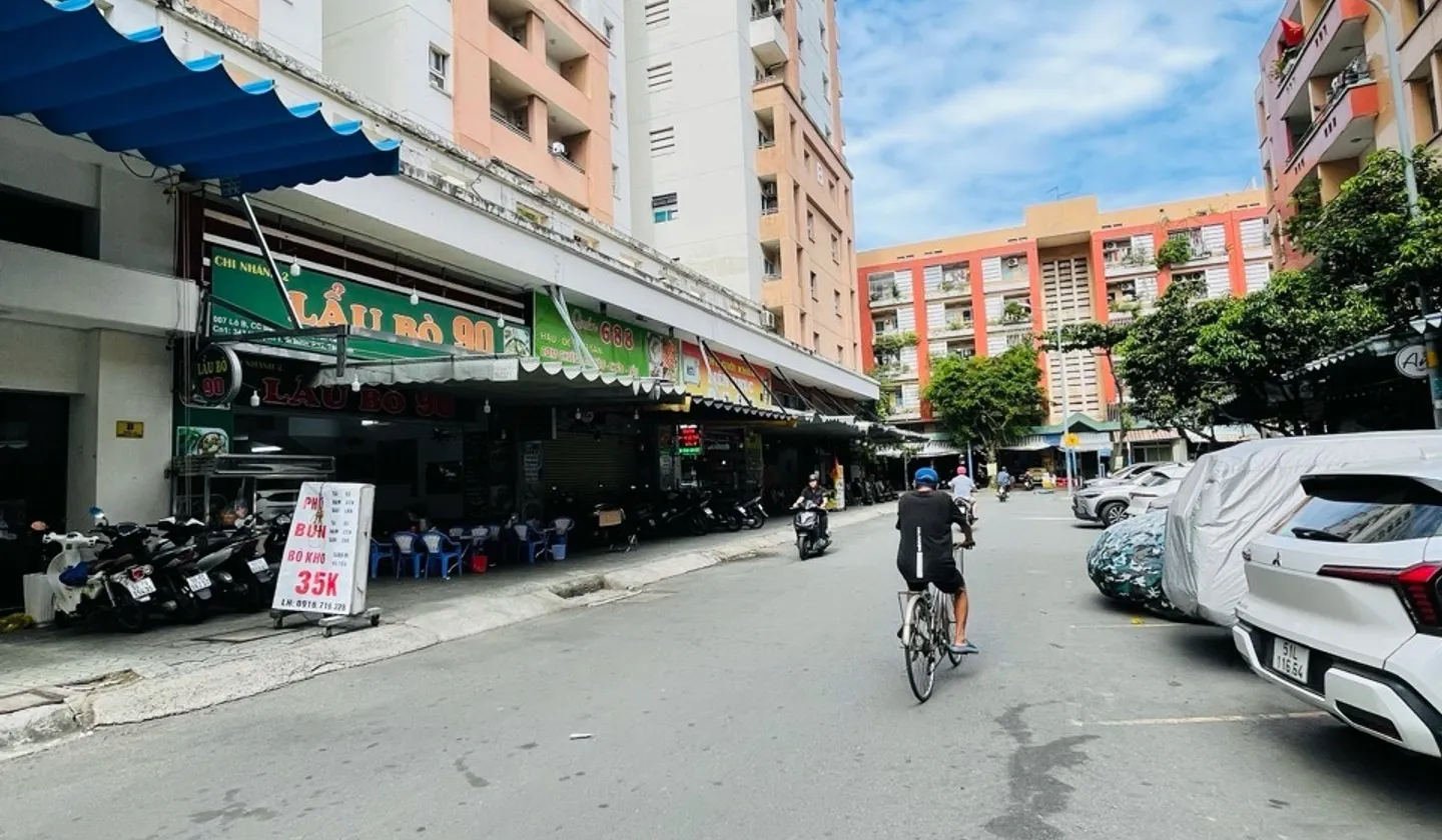 Shophouse sầm uất, trung tâm Tân Bình - 2 tầng tiện nghi... Bán Shophouse tại Bảy Hiền, Hồ Chí Minh 01