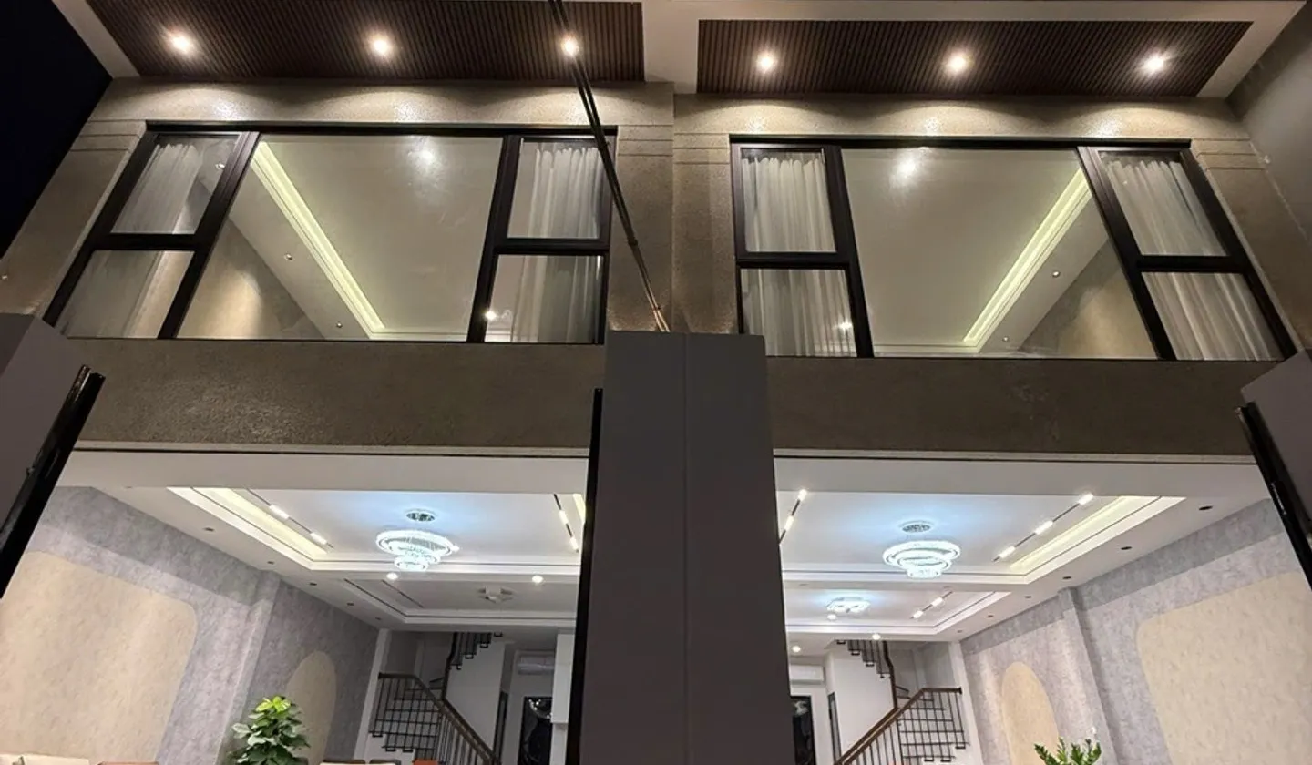 HẠ CHÀO 200TR , ACE CẬP NHẬT DỒN KHÁCH

NHÀ NGỌC THUỴ SIÊU HIẾM , RẺ ĐẸP VUÔNG VẮN - ĐẦU TƯ GIỮ TIỀ... Bán nhà riêng tại Bồ Đề, Hà Nội 01