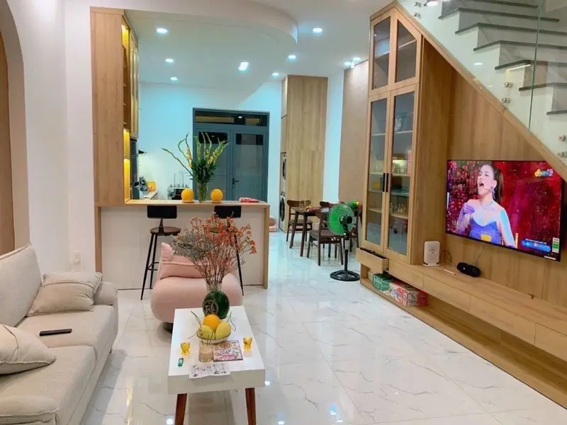 Bán Nhà Tân Thới Nhất 2 tầng cực đẹp, sân vườn rộng, tặng nội thất... Bán nhà riêng tại Đông Hưng Thuận, Hồ Chí Minh 01