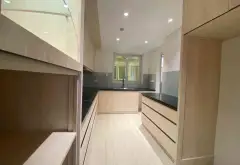 Bán gấp căn hộ tại KĐT Ciputra 148m2, 3 phòng ngủ - Nội thất đẹp, toàn đồ đắt tiền- Lô góc view đẹp... Bán căn hộ chung cư tại Phú Thượng, Hà Nội 04