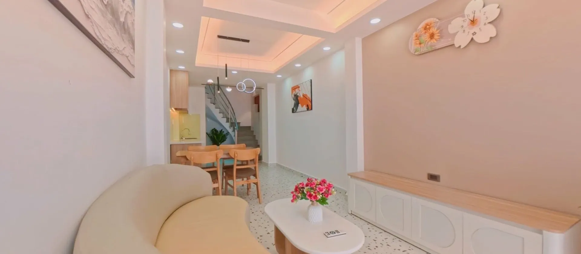 💥💥NỞ HẬU
🏡4 Tầng đúc 3PN
👍Vào ở ngay
Giá Chỉ 5.XX Tỷ🌹
📍Tăng Bạt Hổ, BLT - Bình Thạnh
Liên hệ:... Bán nhà riêng tại Bình Lợi Trung, Hồ Chí Minh 01
